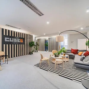 Cubes By Tegetthoff Wien